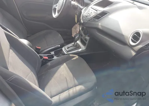 2018 Ford Fiesta Se z USA, uszkodzony, nr VIN 3FADP4EJXJM124481